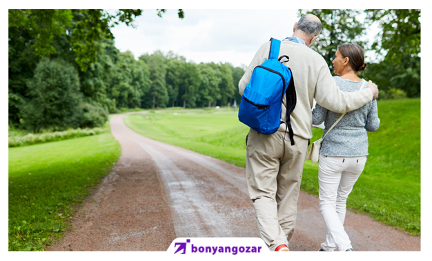 انجام فعالیت‌های سبک مثل پیاده‌روری یا یوگا برای درمان بی‌خوابی-بنیانگذار